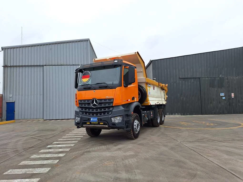 Mercedes Benz Arocs 3345K